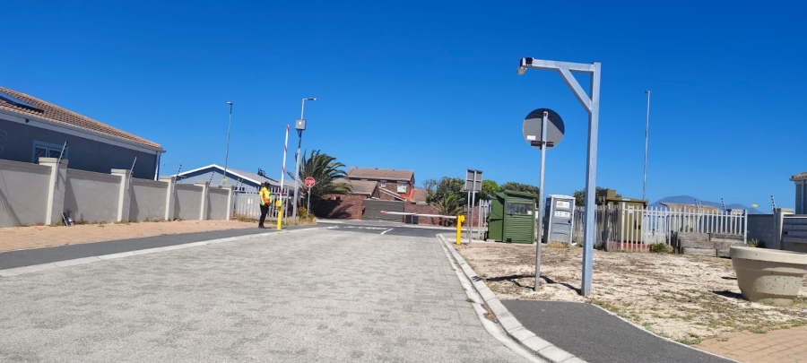 2 Bedroom Property for Sale in Strandfontein Western Cape